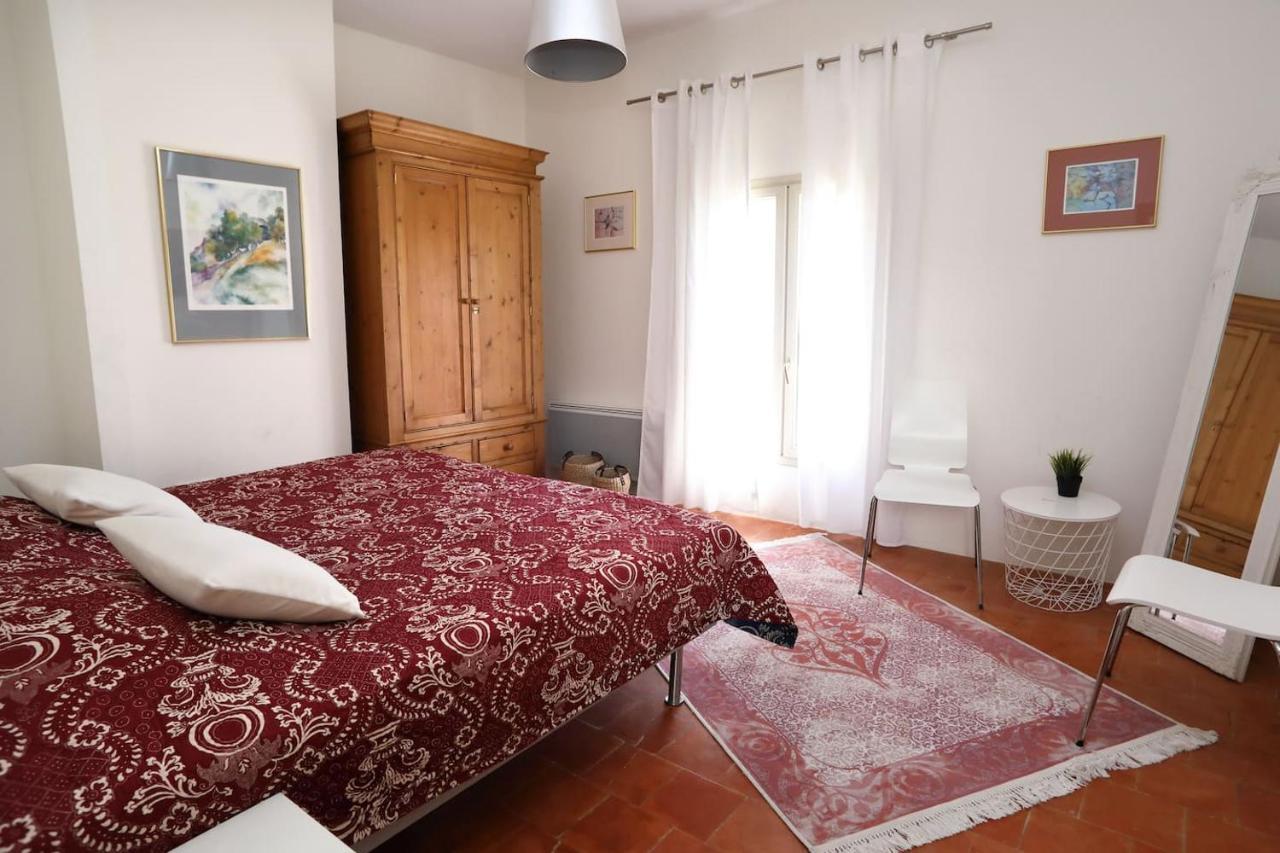Les Chambres Du Lavoir Vert Tourbes Εξωτερικό φωτογραφία